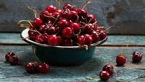 تصویر 3 از قیمت خرید آبمیوه گاز دار آلبالو عمده به صرفه و ارزان